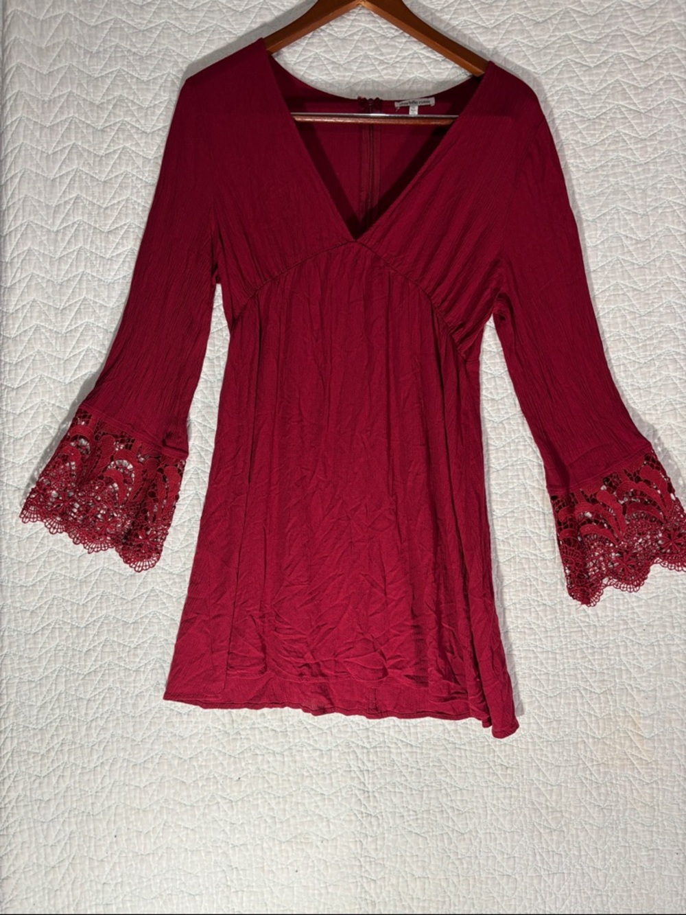 Charlotte Russe Burgundy V-Neck Lace Bell Sleeve Tunic